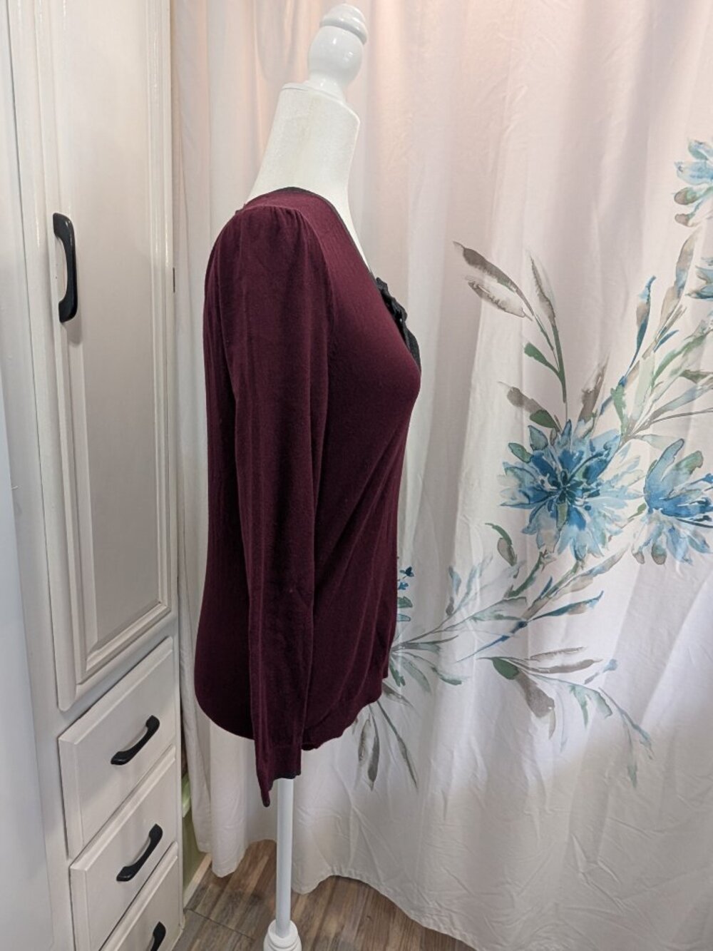 Romantic Dark Academia Preppy Twee Feminine Fall Burgundy Bow Knit Sweater, SP - Picture 4 of 13
